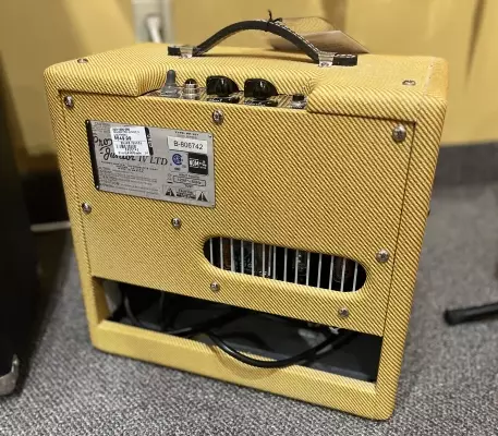 Fender - Pro Junior IV 15W 1x10 Tube Combo Amp - Lacquered Tweed 3